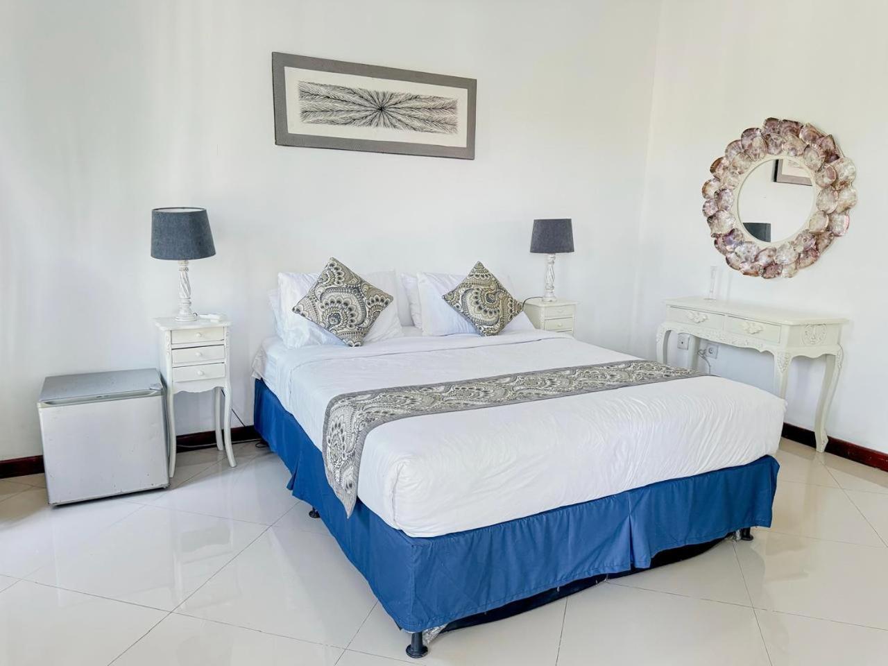 Villa Bby Diamond