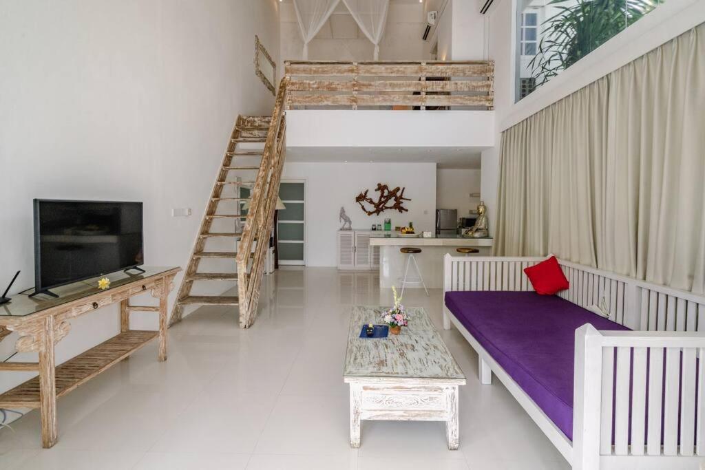 Spacious 2 Bedroom Private Pool Villa *