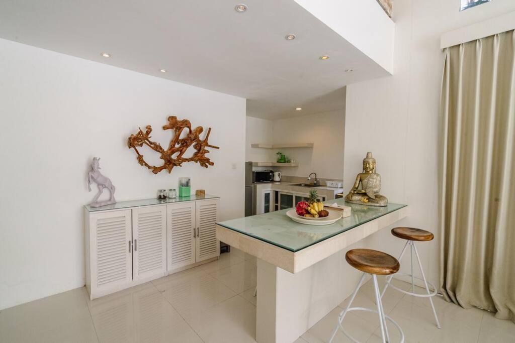 Villa Spacious 2 Bedroom Private Pool Seminyak (Bali)