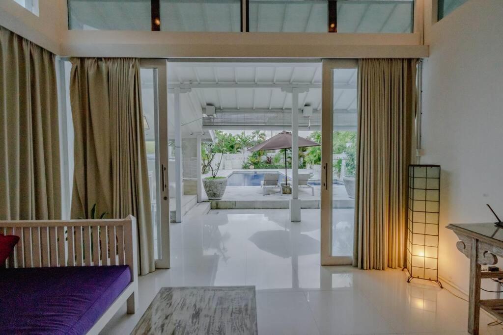 Spacious 2 Bedroom Private Pool Villa Seminyak (Bali)