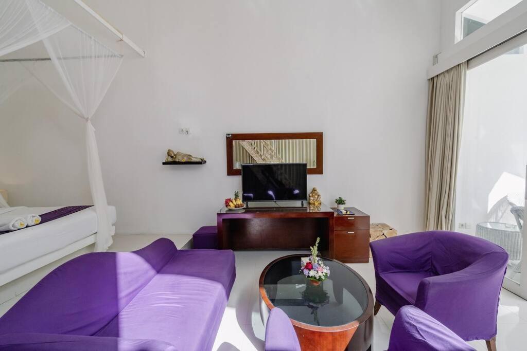 Villa Spacious 2 Bedroom Private Pool *