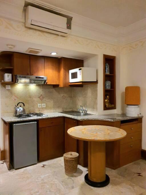Apartment C&c Jayakarta Legian Bali A *