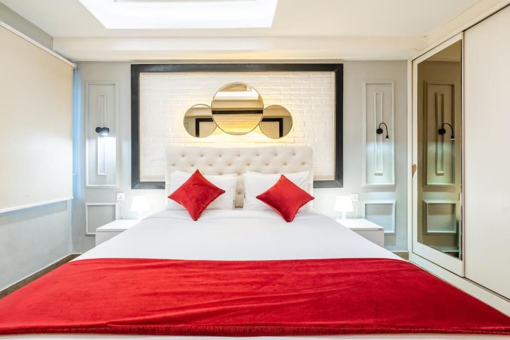 Villa Luxury Belvedere Bali In *
