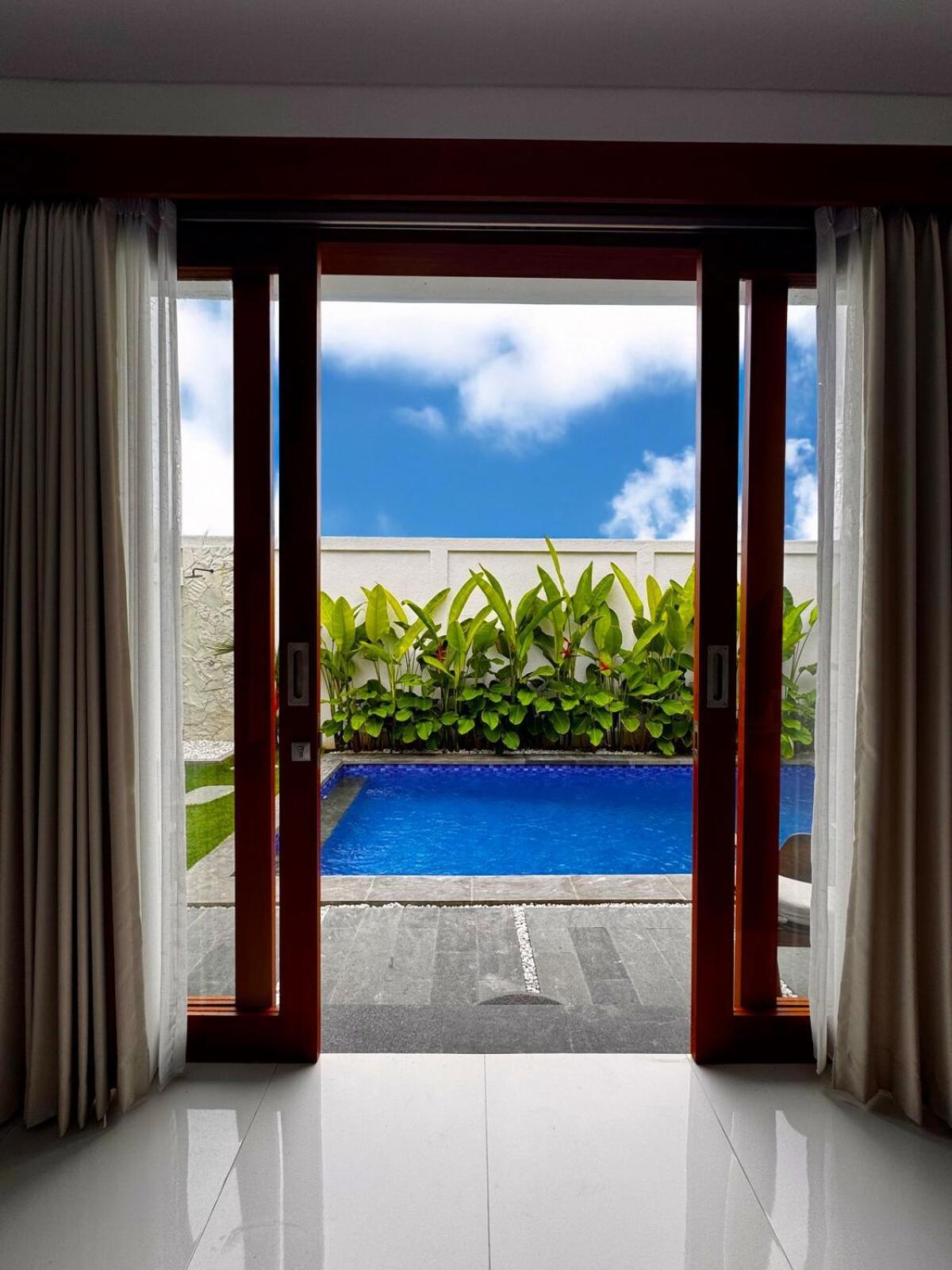 Private Escape In