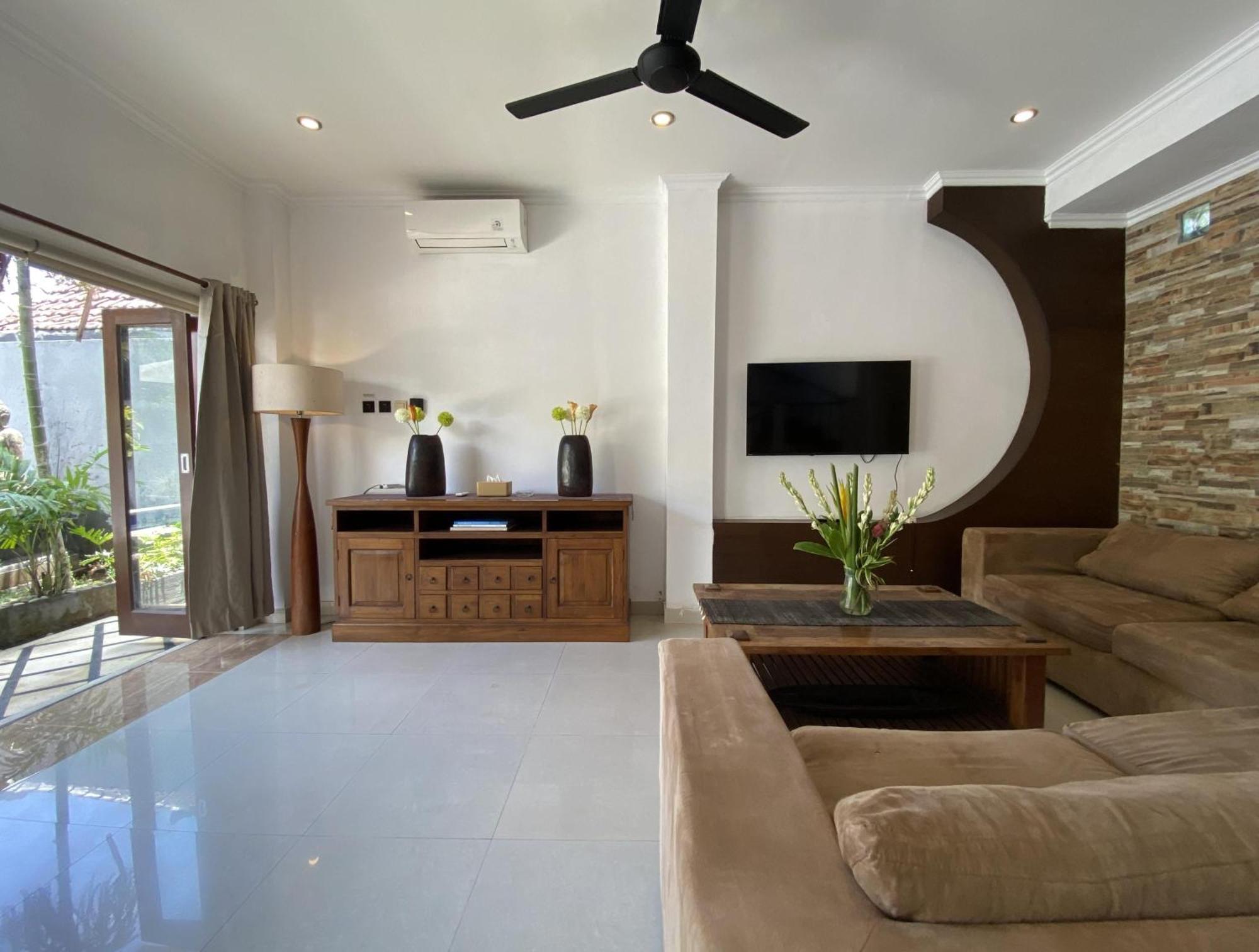 Villa Amazing In Petitenget Location