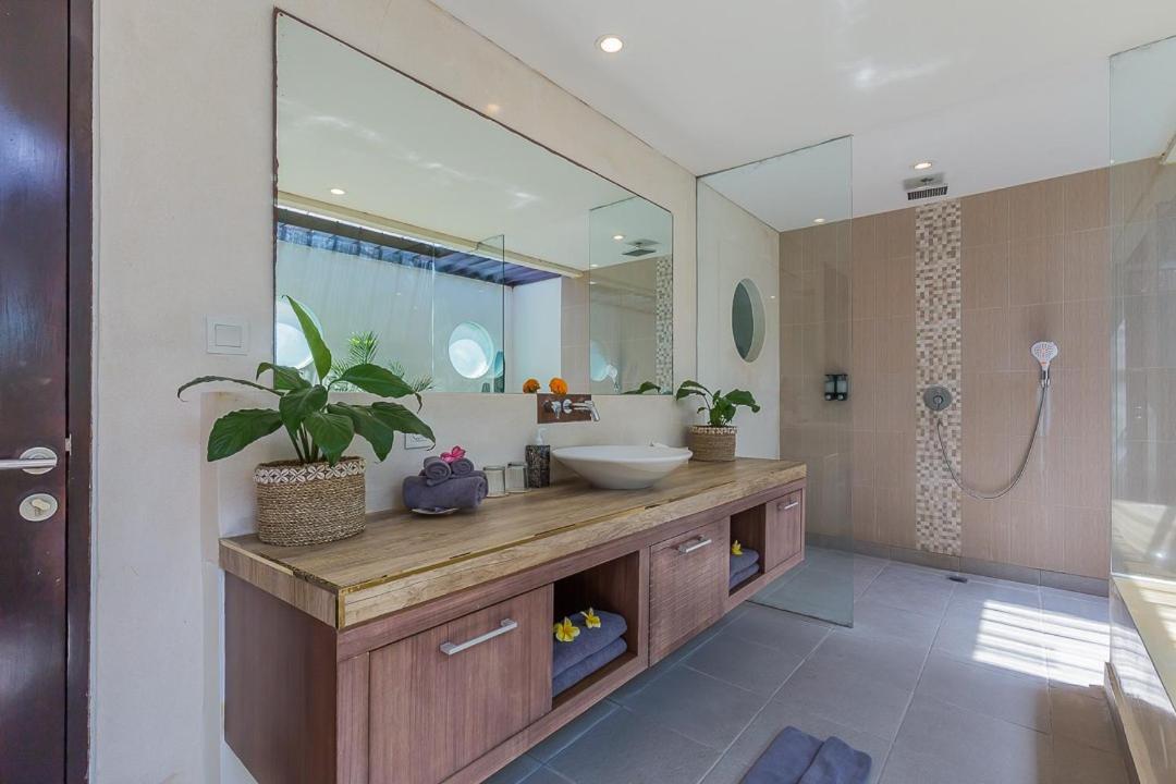 Villa Luxury 4 Bedroom Seminiak