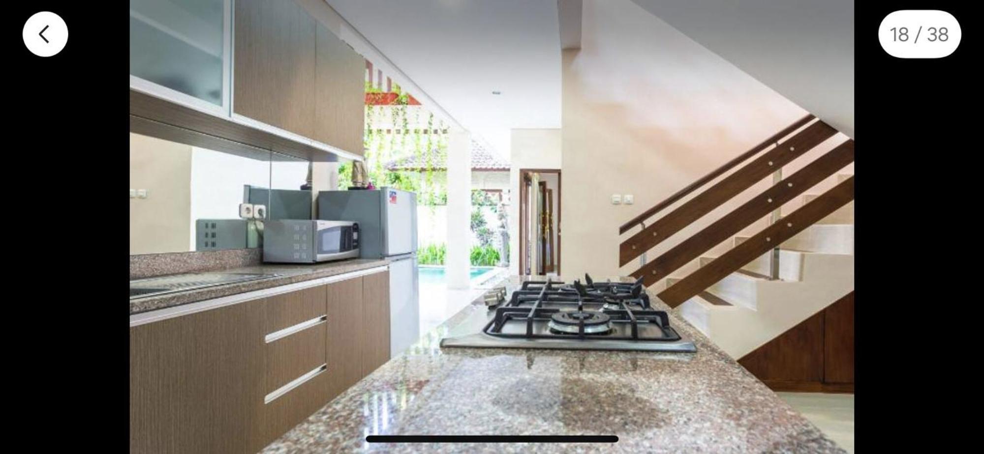 Huge Two Storey 4 Bed 4 Bath With Pool Right In The Heart Of Villa *