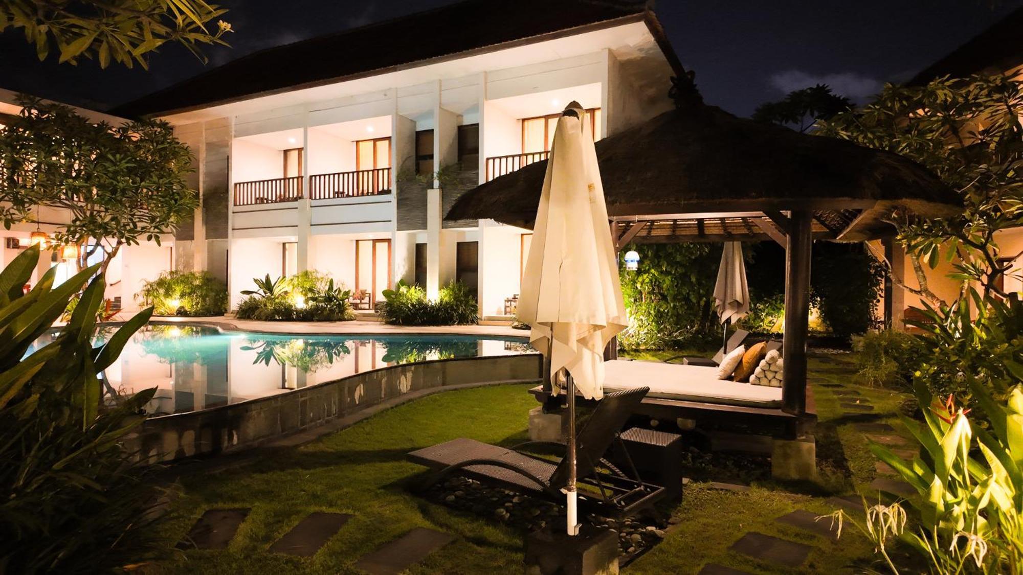 Diana Bali 16 Bedrooms Vila