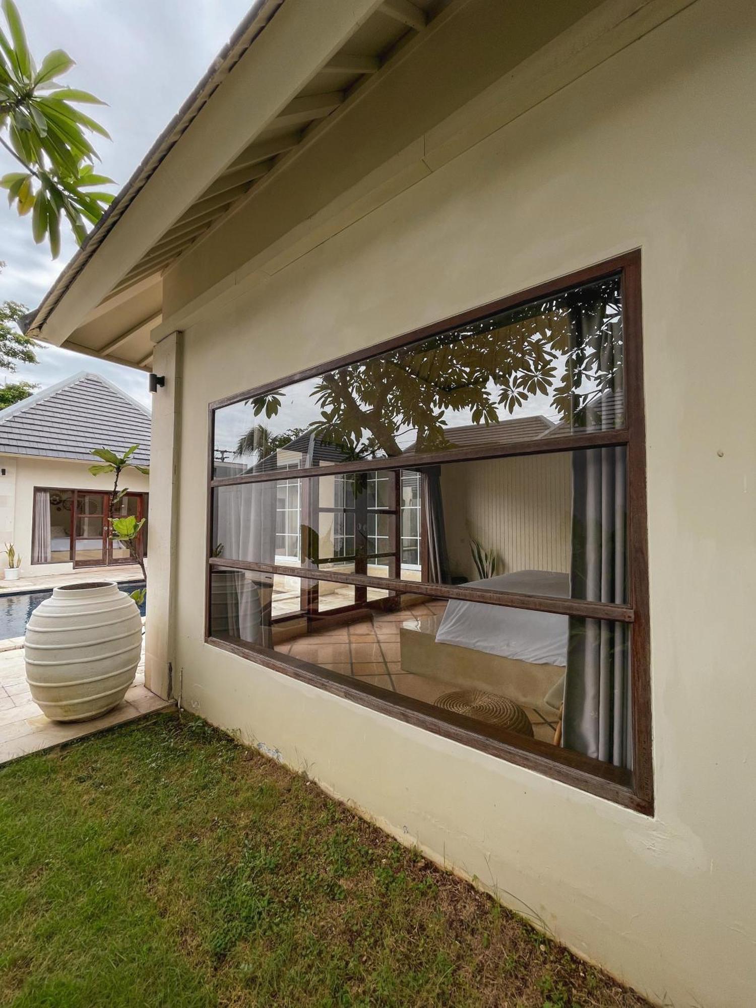 Villa Kaimana - 2br In Walk To Seminyak (Bali)