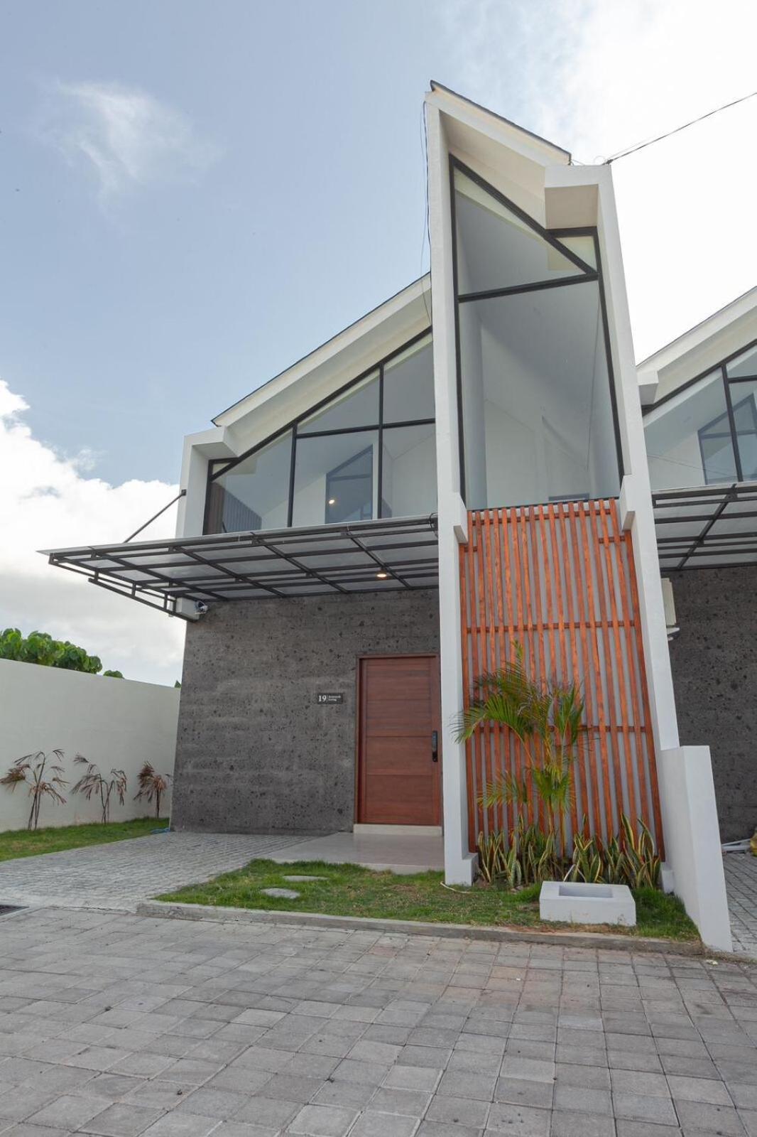 Villa Yearly Rent Huis19 Seminyak (Bali)