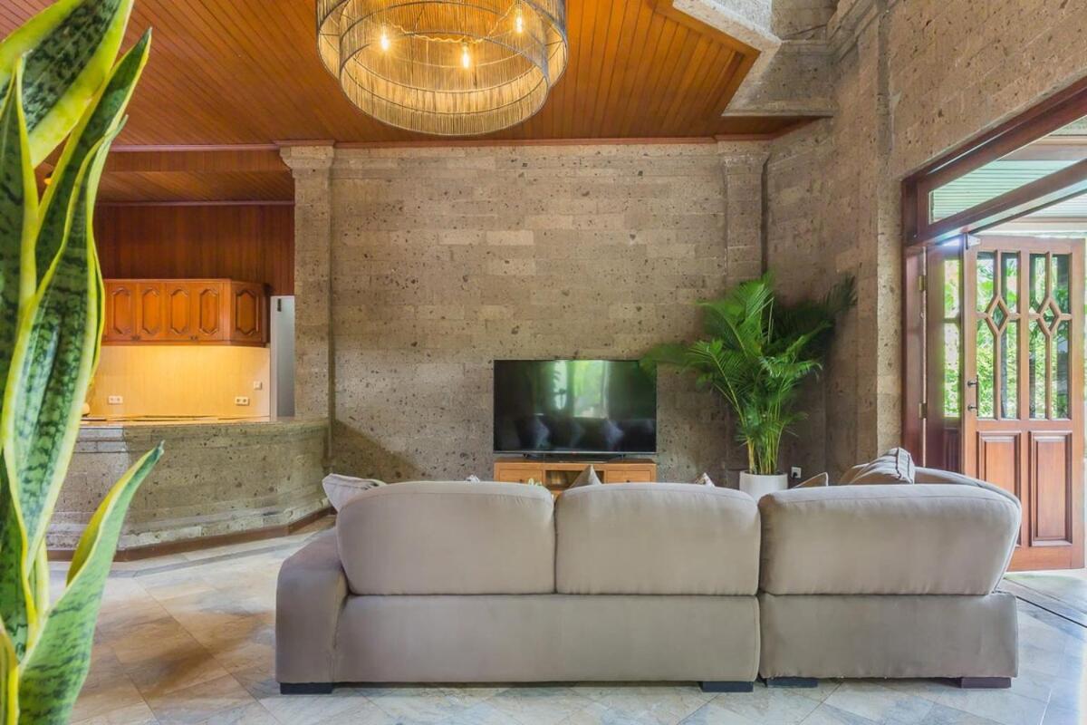 Castila Saraswati - Tranquil 4br In Kayu Aya * Seminyak (Bali)