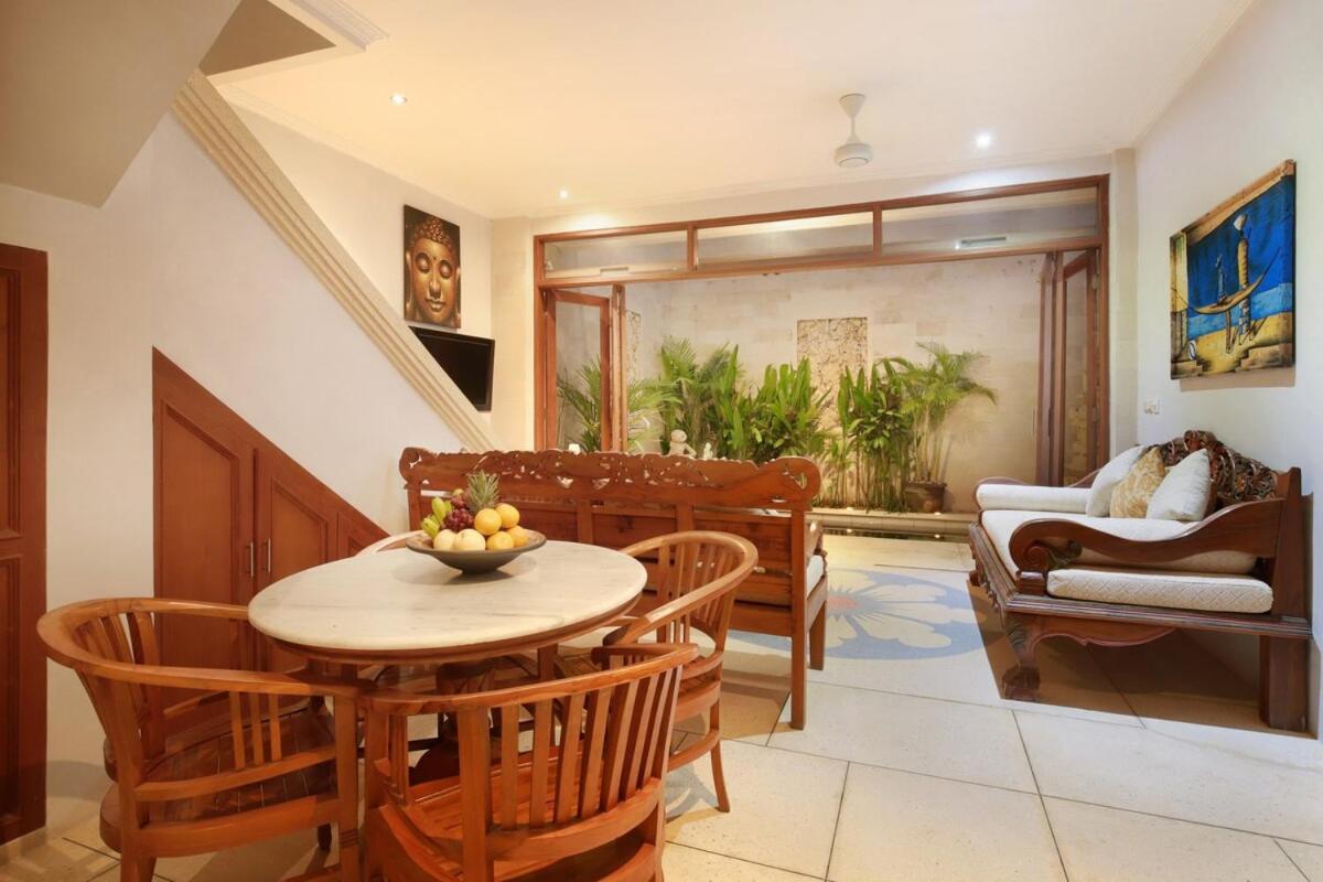 Villa Legian Blue Ocean *