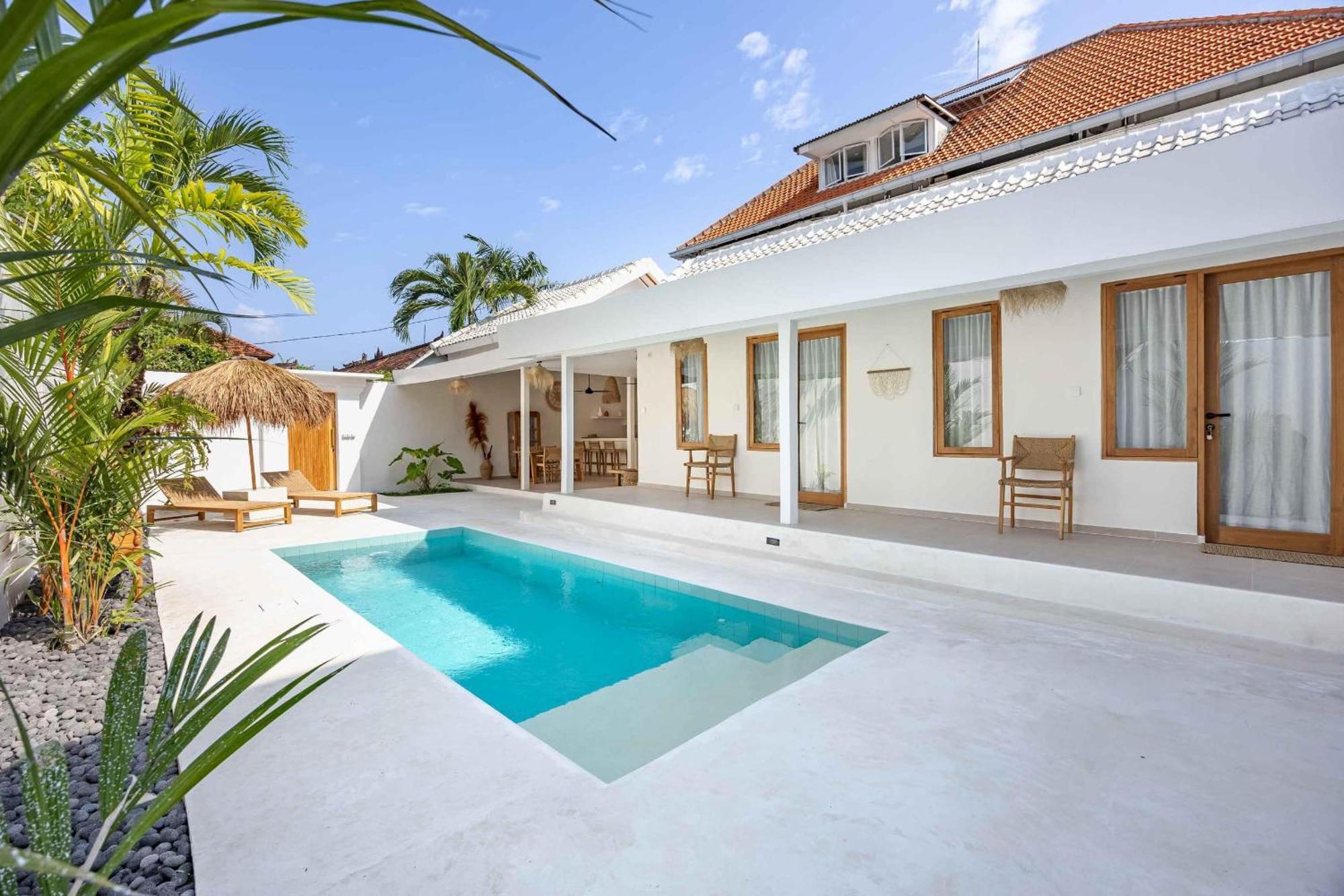 Casa Kokoon - New Bright & Quiet 2br Mertanadi With Private Pool And Parking