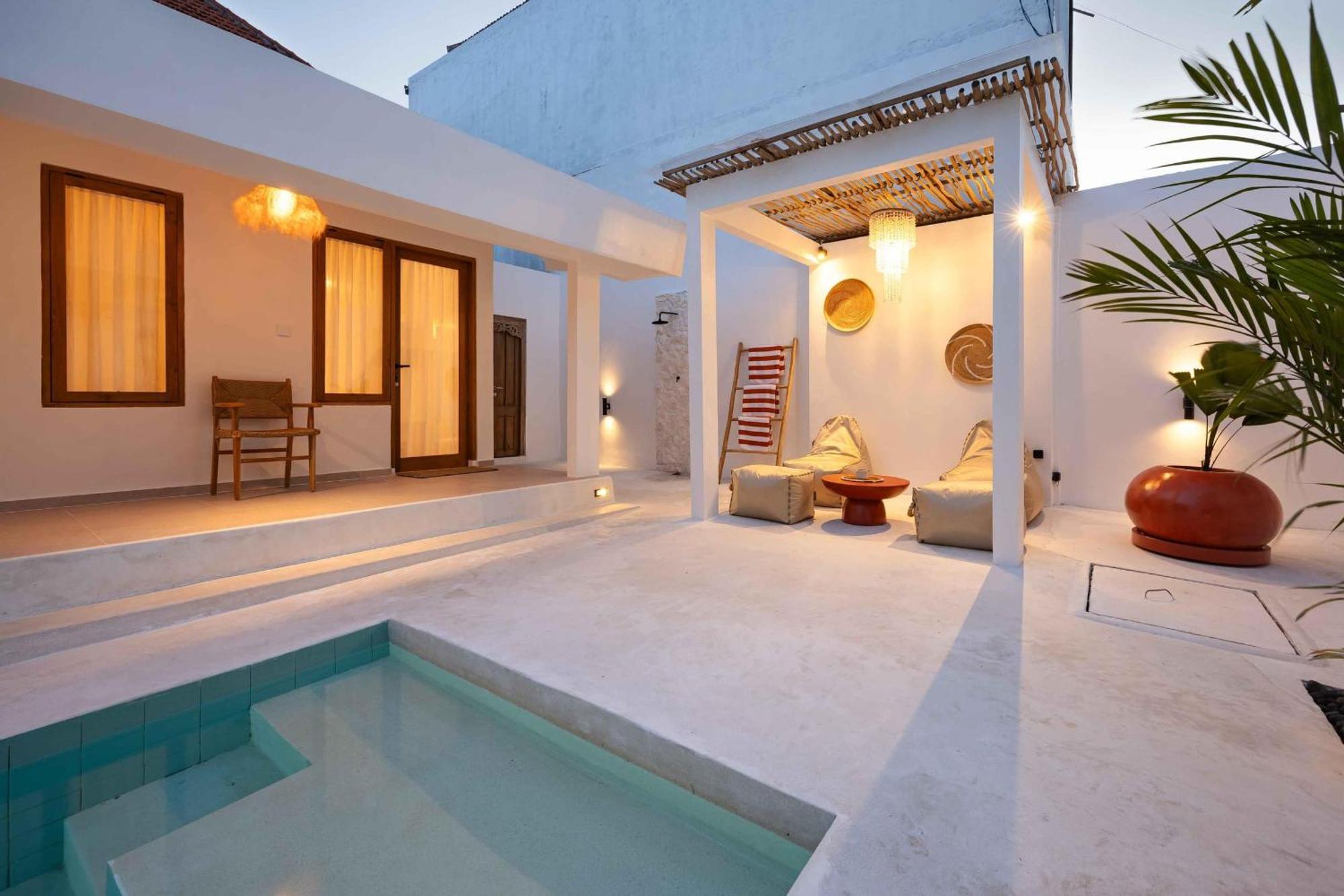 Casa Kokoon - New Bright & Quiet 2br Mertanadi With Private Pool And Parking Villa Seminyak (Bali)