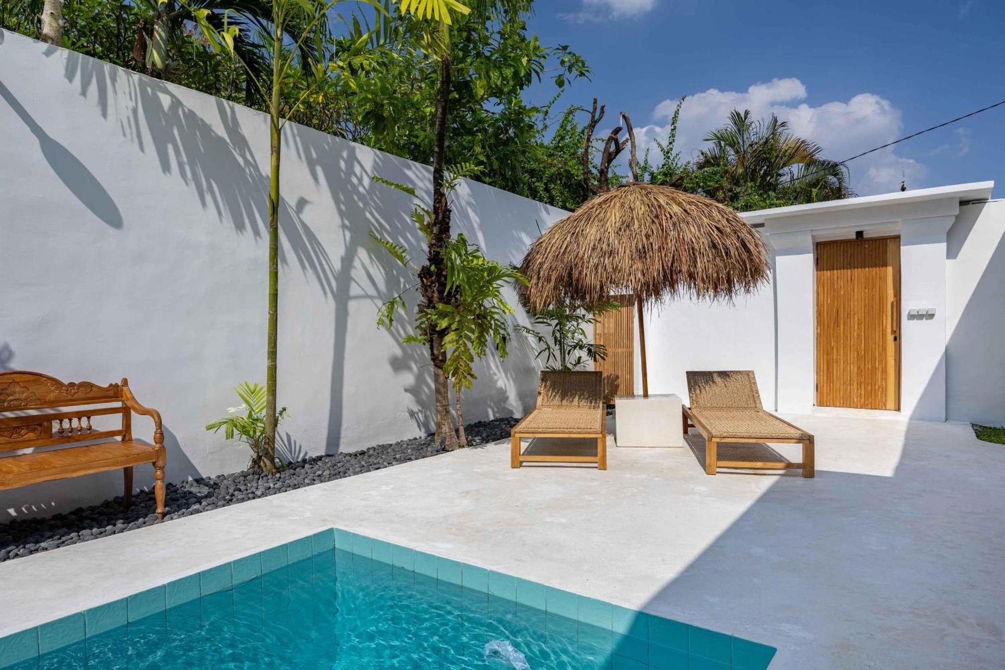 Casa Kokoon - New Bright & Quiet 2br Mertanadi With Private Pool And Parking Villa *