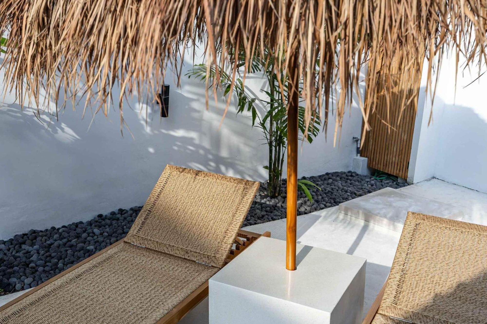 Casa Kokoon - New Bright & Quiet 2br Mertanadi With Private Pool And Parking