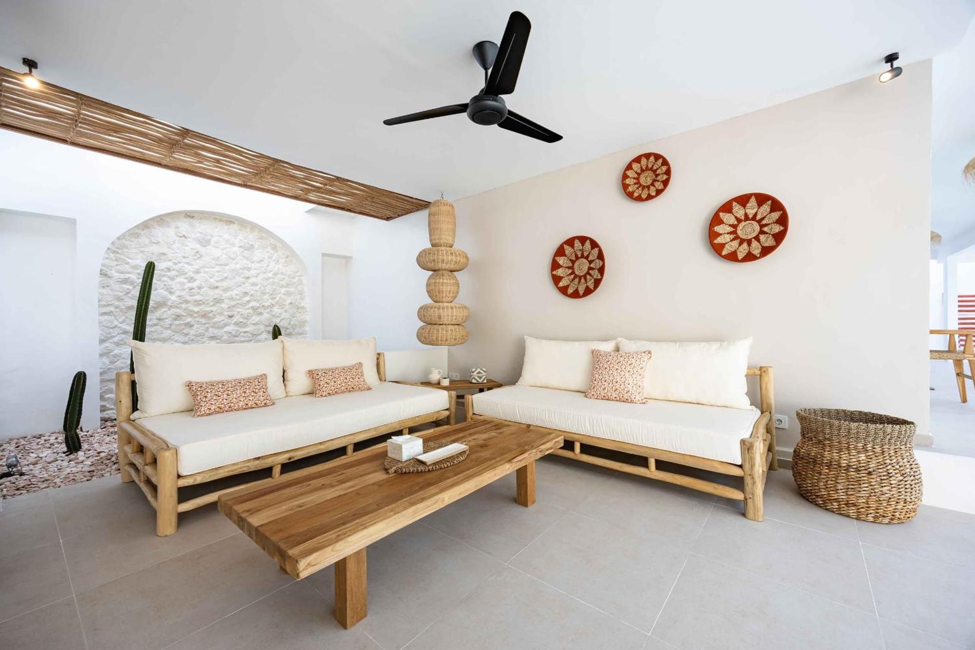 Casa Kokoon - New Bright & Quiet 2br Mertanadi With Private Pool And Parking Seminyak (Bali)