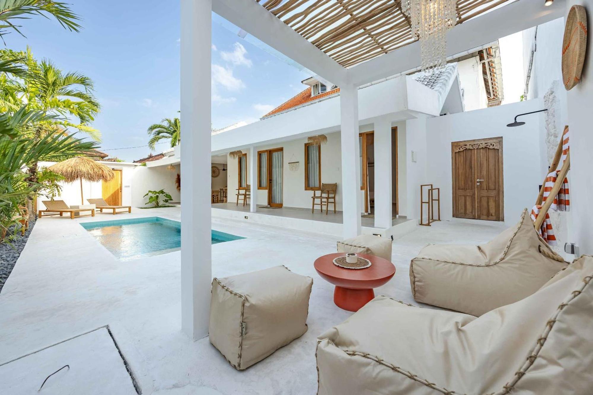Casa Kokoon - New Bright & Quiet 2br Mertanadi With Private Pool And Parking *