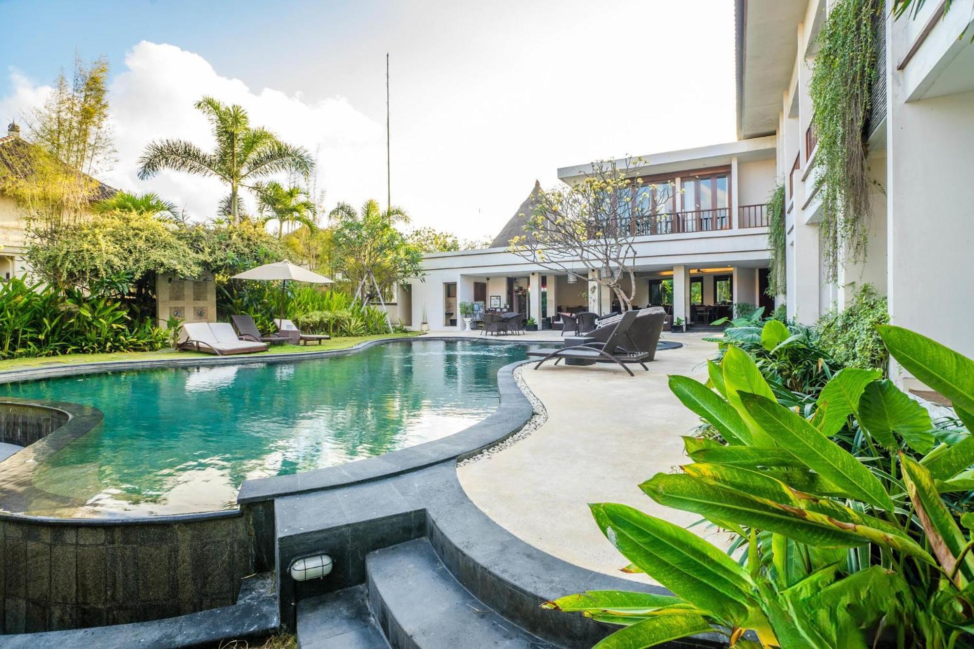 Diana Bali 16 Bedrooms Vila *