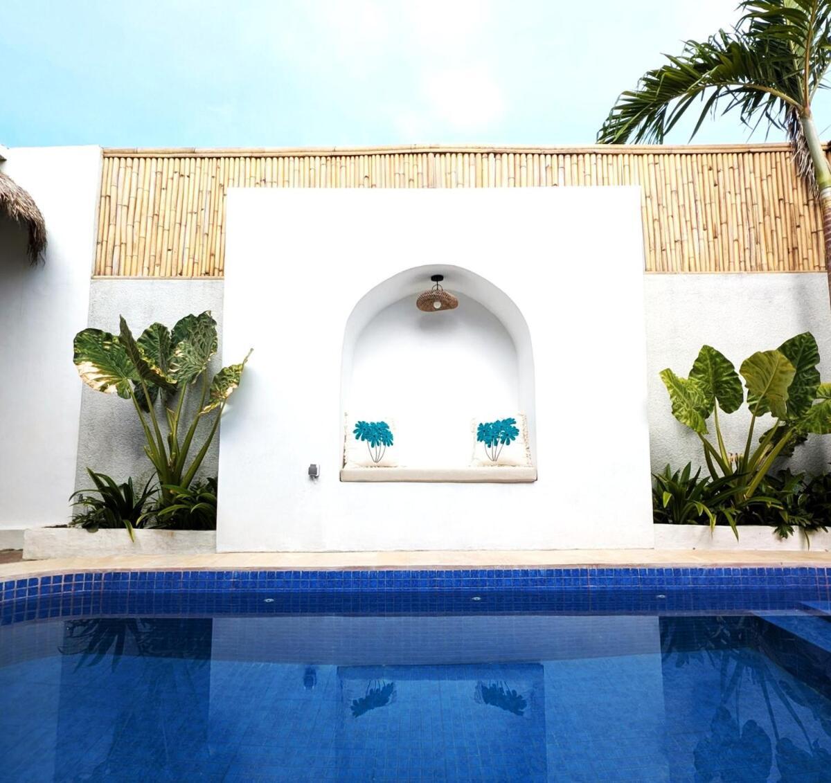 Avea 2br With Pool Ungasan Villa Seminyak (Bali)