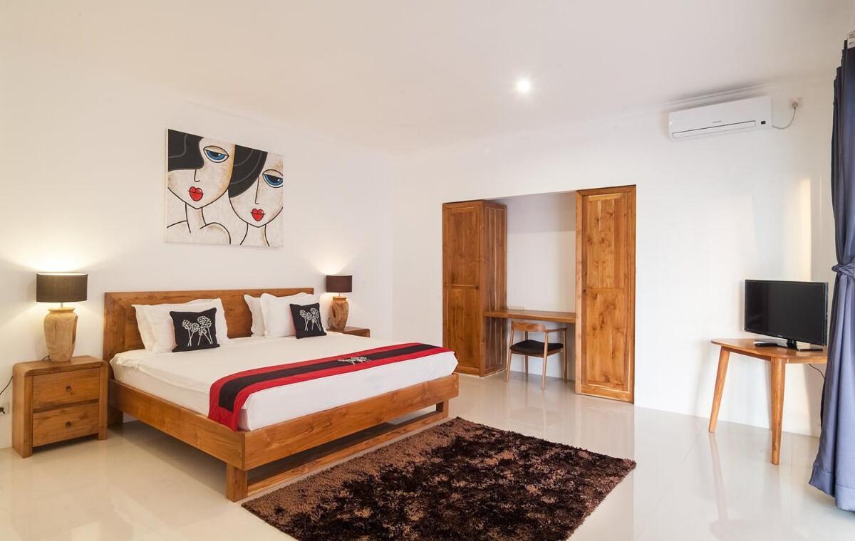 Villa 3br Villa4 Oberoi Seminyak,18m Walk To The *