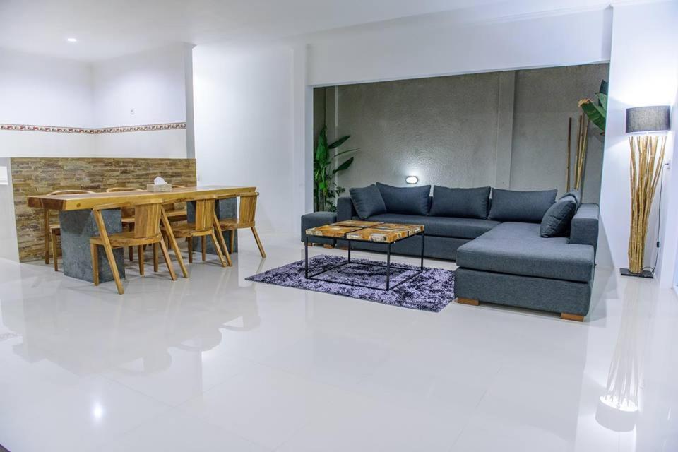 3br Villa4 Oberoi Seminyak,18m Walk To The * Seminyak (Bali)