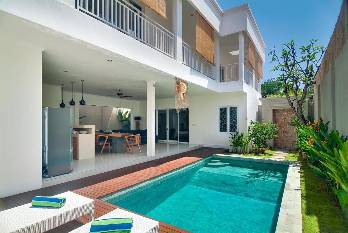 3br Villa4 Oberoi Seminyak,18m Walk To The *