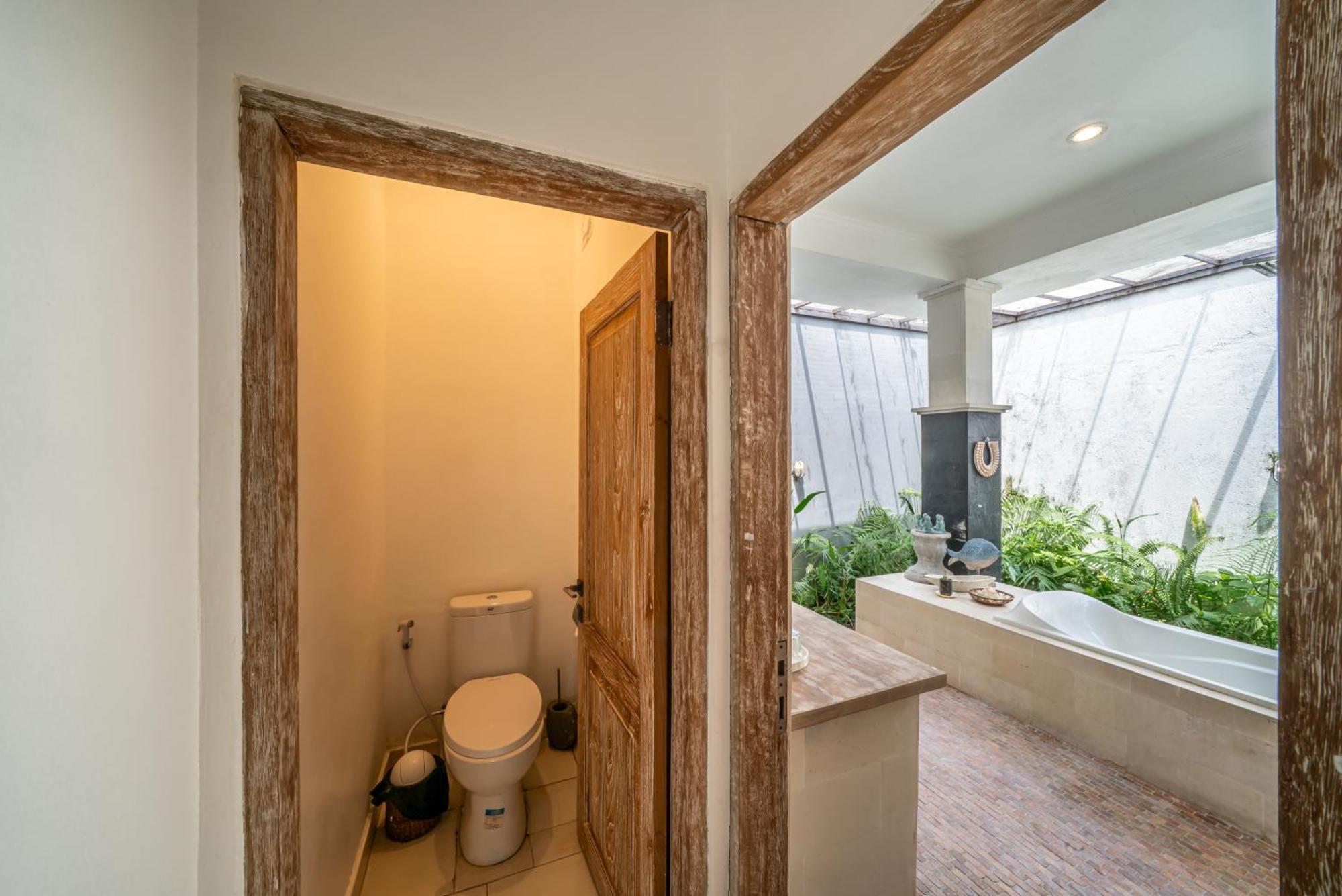 Villa Kangaroo Next To Double Six Seminyak (Bali)