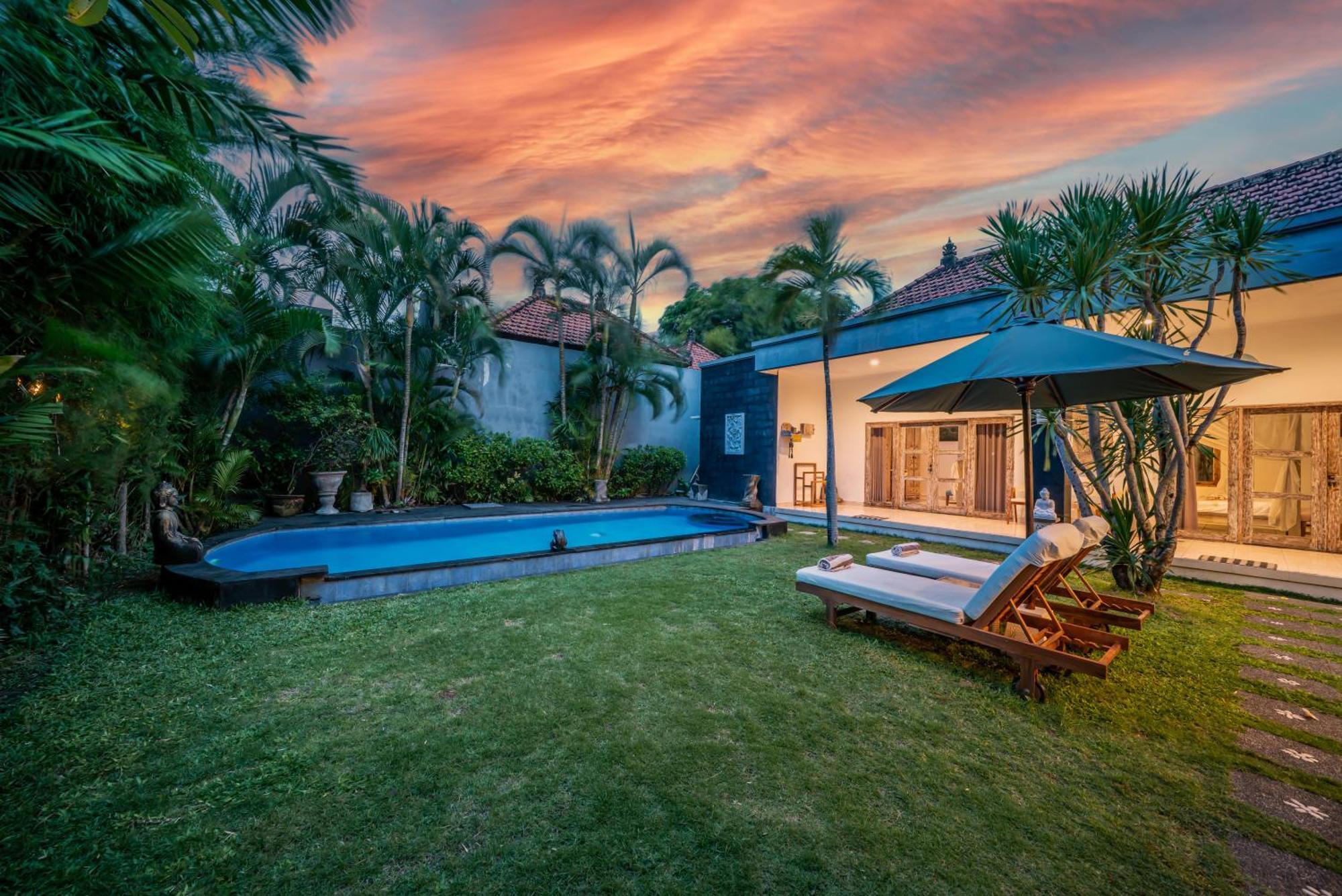 Villa Kangaroo Next To Double Six