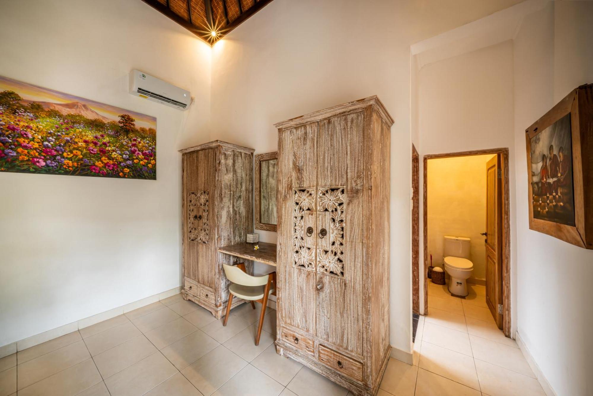 Villa Kangaroo Next To Double Six Seminyak (Bali)