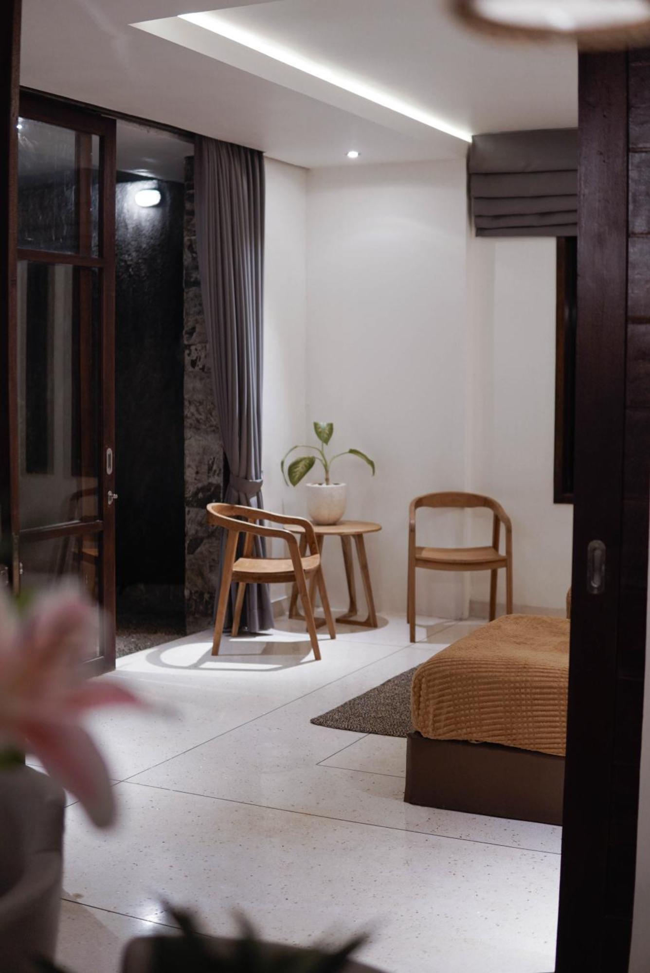 Pousada Duadewi 4br In The Heart Of By Santi Management Seminyak