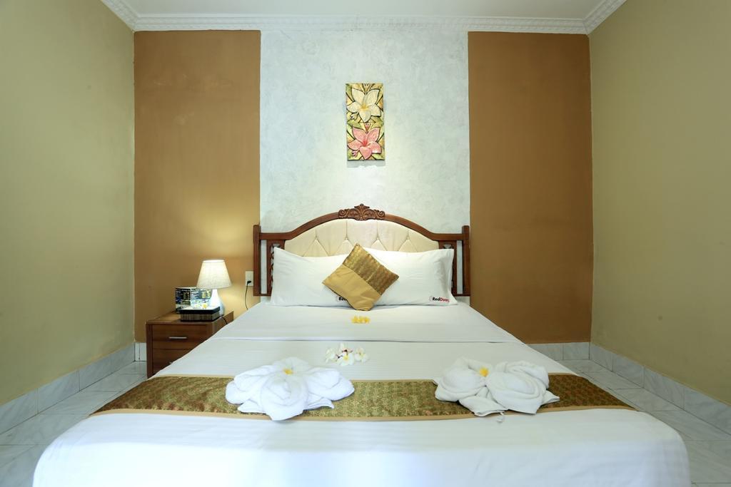 Reddoorz Near Double Six Rumah tetamu