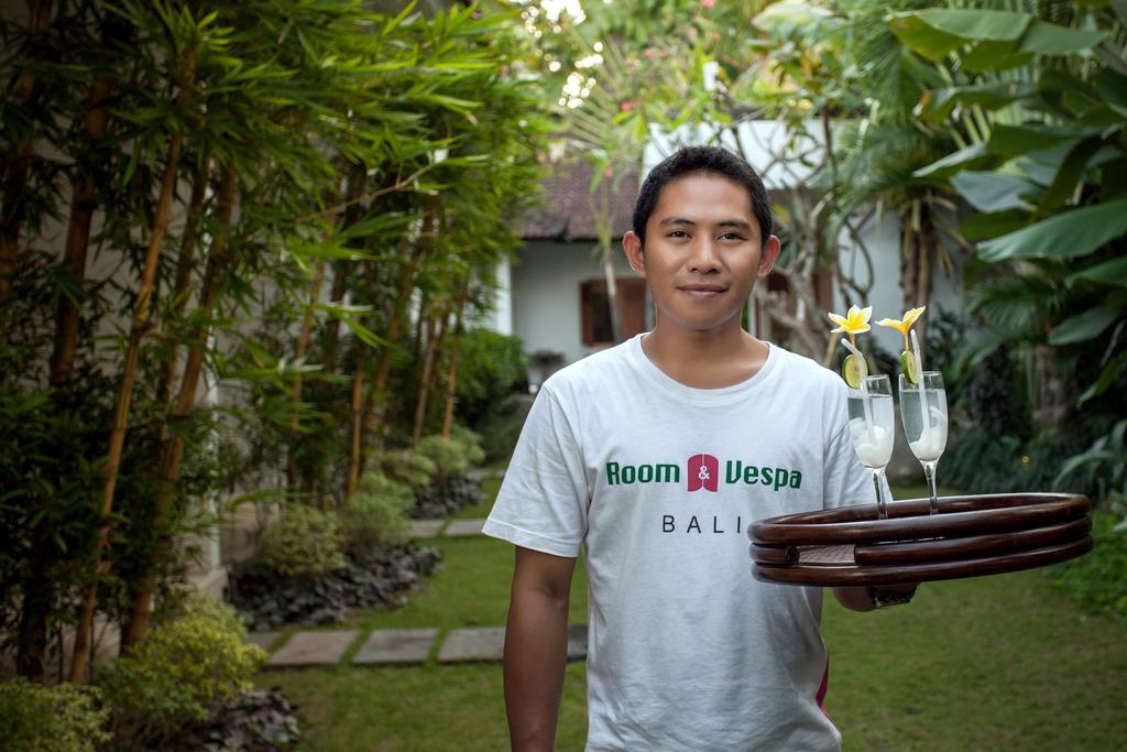 & Vespa 3 Guest house 2*