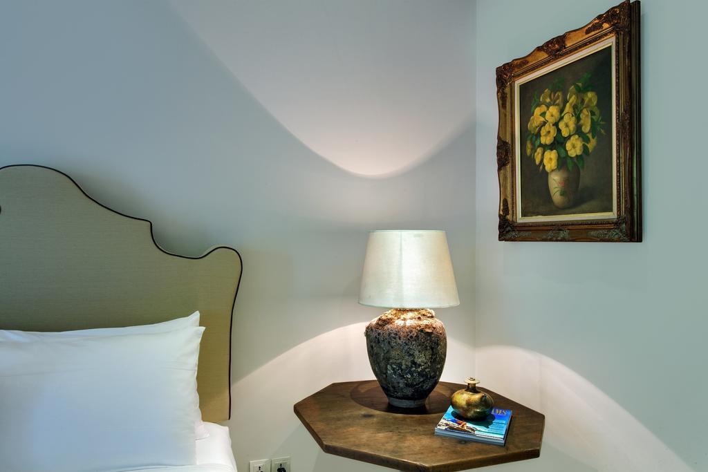 Guest house & Vespa 3