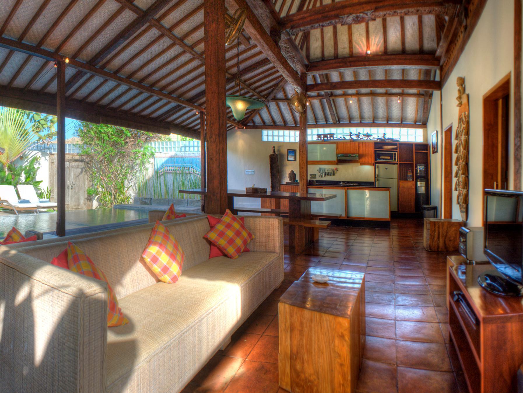The Joglos Villa Seminyak (Bali)