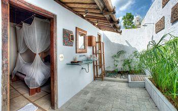 The Joglos Villa