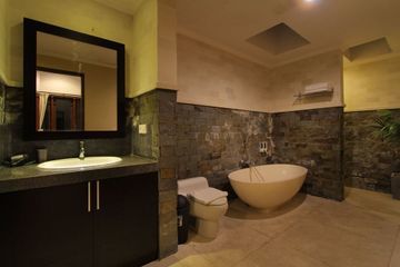 Lotus Tirta Hotel