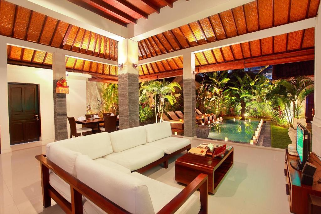 Villa Adhyatma