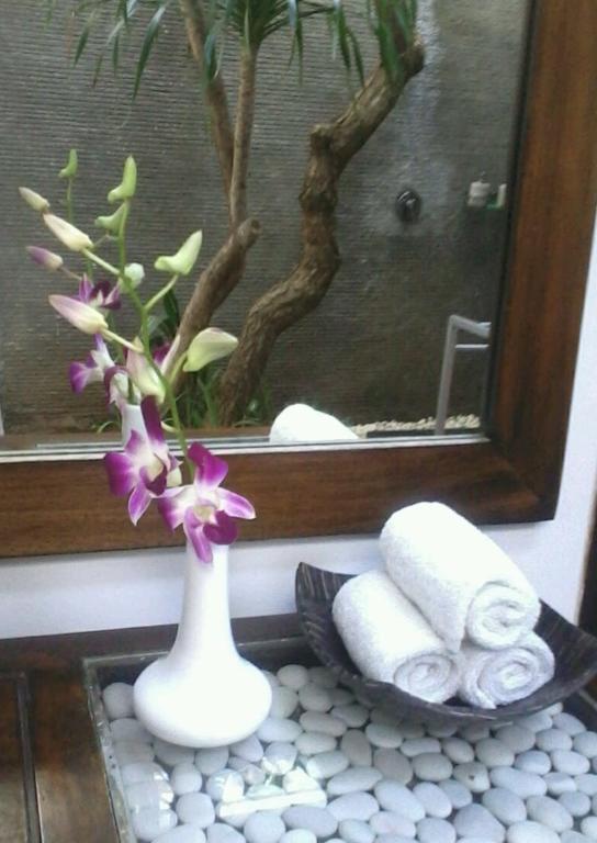 Cantik Tresna