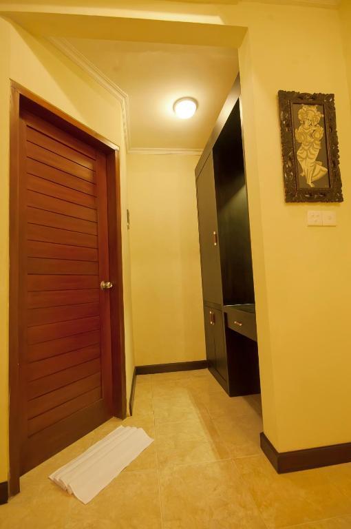 Aw Aparthotel