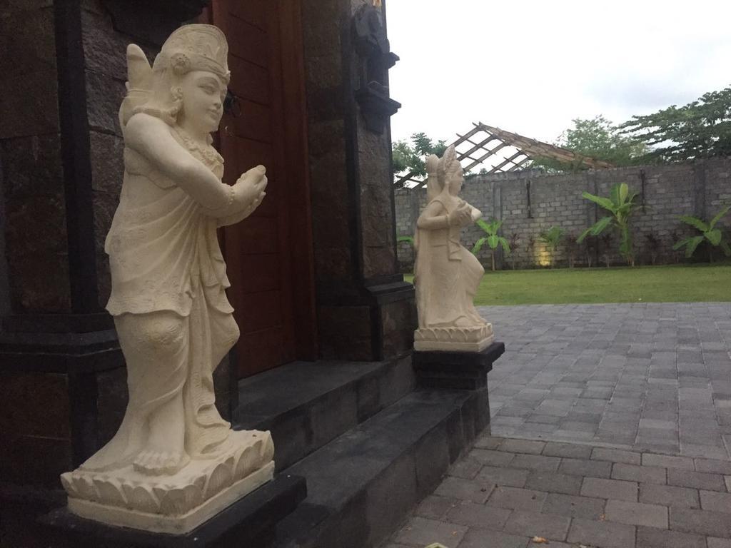 Guest house Dikubu Belong Seminyak (Bali)