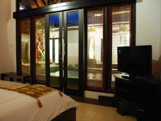 Cantik Tresna Seminyak (Bali)