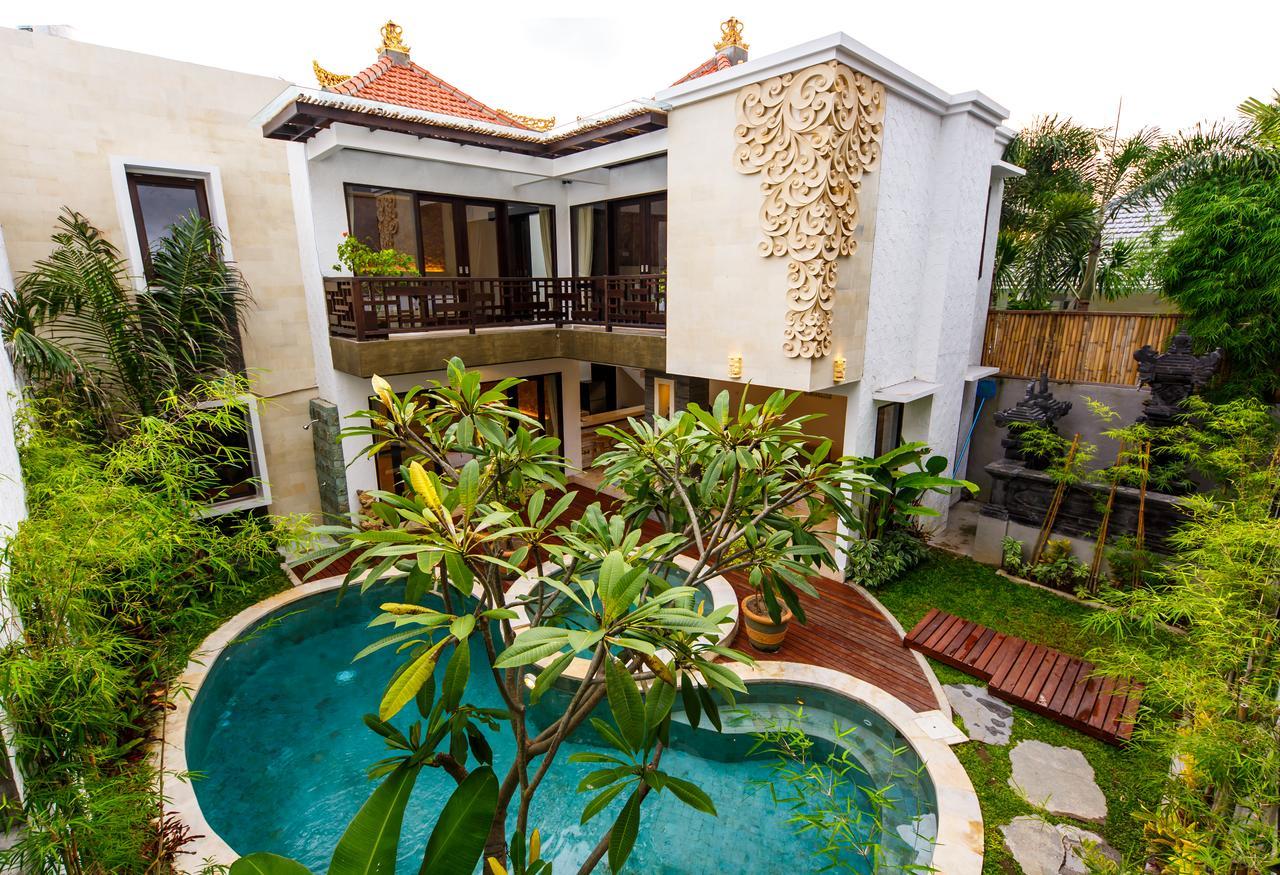 Villa Suzuki 3 *