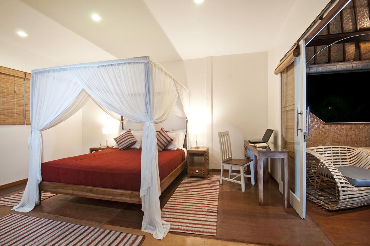 Villa 3br Hari - Minggu Seminyak (Bali)