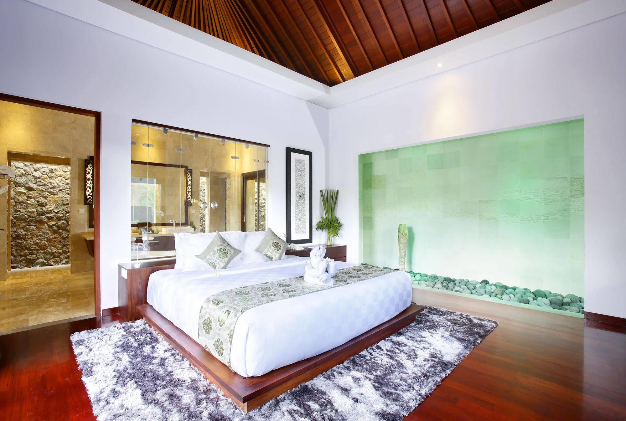 The Kasih & Villa