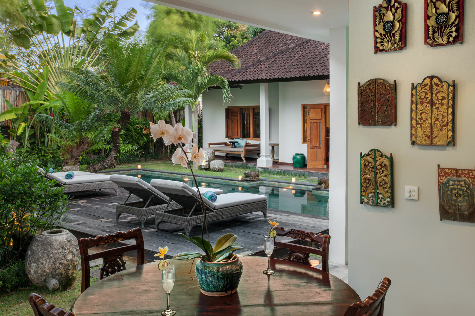 Guest house & Vespa 3