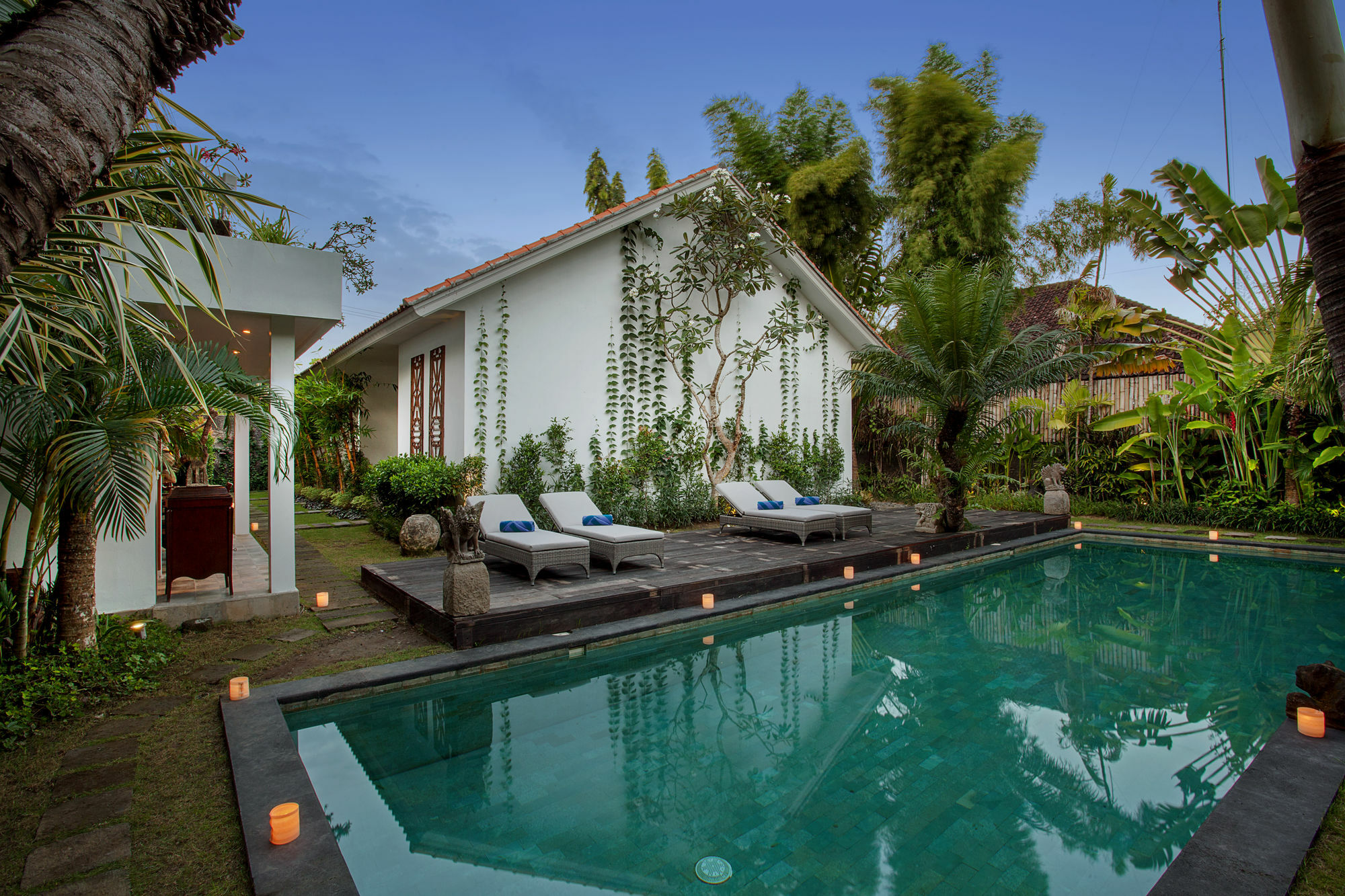 Guest house & Vespa 3 2*