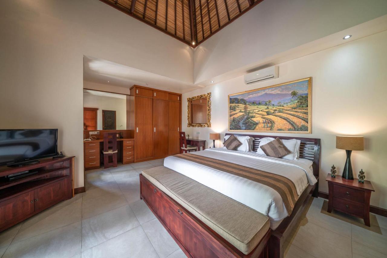 Seacluded 2 - Cozy 3br Pool In Vila Seminyak (Bali)