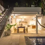 Ocean Star Villa One Near Kudeta Beach