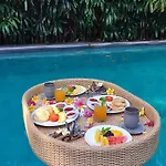 Wahyu Wonderful Private Honeymoon Joglo